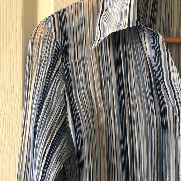 Striped blue button up blouse - Picture 7 of 8